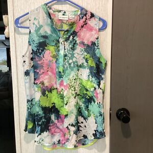 NWOT. Liz Claiborne Brand Women’s PS Watercolor Sleeveless Crepe Blouse